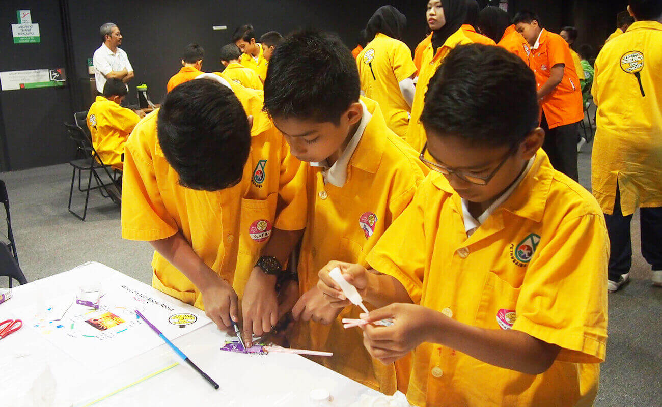 plan-a-school-field-trip-petrosains-the-discovery-centre